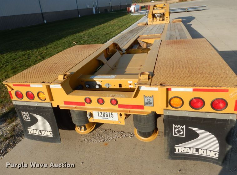 image for item HS9287 2017 Trail King TK70HDG lowboy equipment trailer