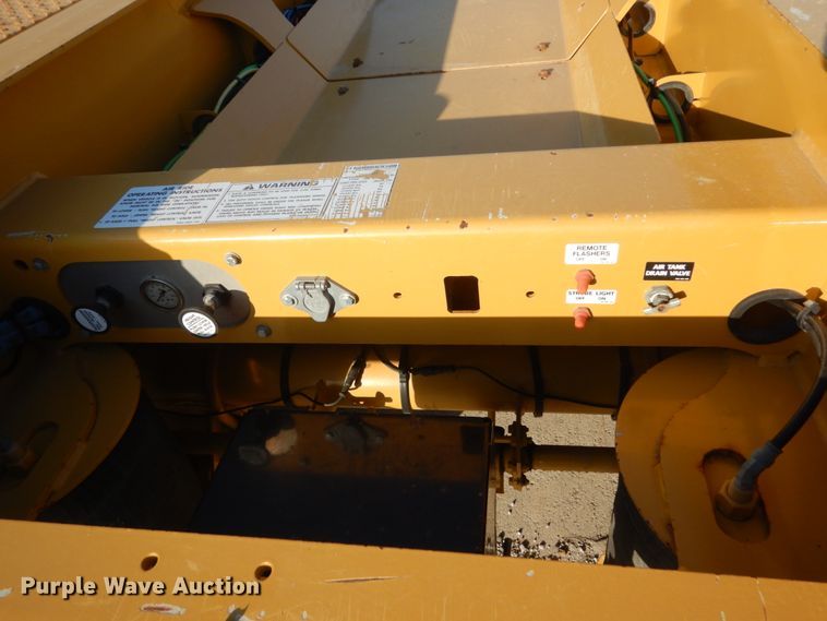 image for item HS9287 2017 Trail King TK70HDG lowboy equipment trailer