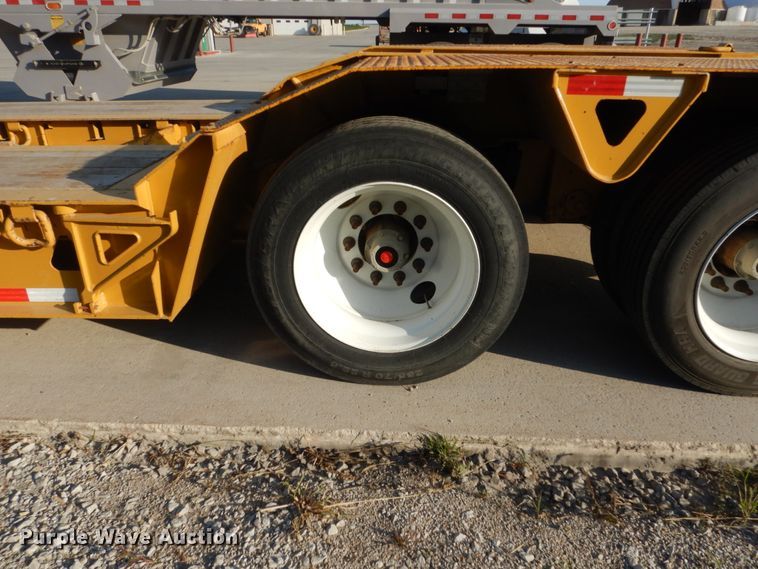 image for item HS9287 2017 Trail King TK70HDG lowboy equipment trailer