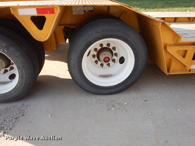 image for item HS9287 2017 Trail King TK70HDG lowboy equipment trailer