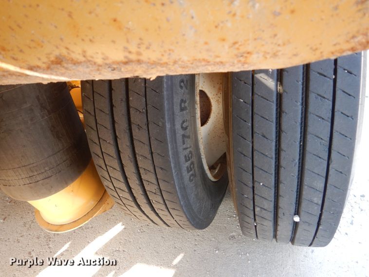 image for item HS9287 2017 Trail King TK70HDG lowboy equipment trailer