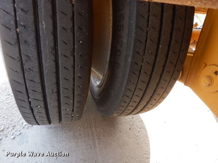 image for item HS9287 2017 Trail King TK70HDG lowboy equipment trailer