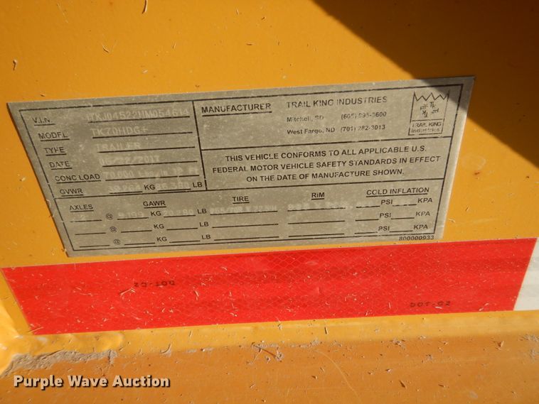 image for item HS9287 2017 Trail King TK70HDG lowboy equipment trailer