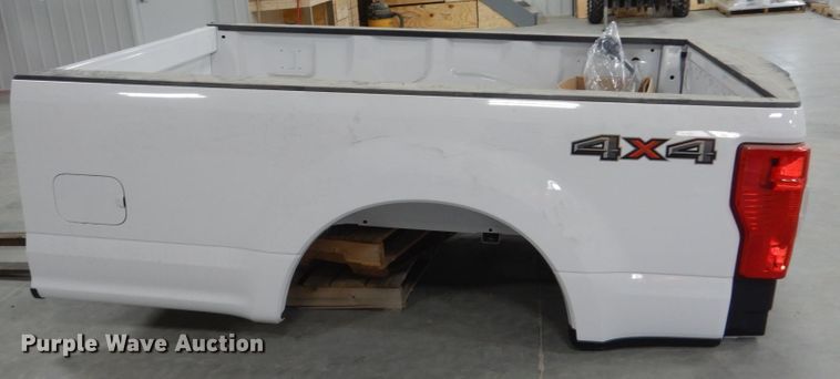 image for item HS9288 2020 Ford F250 pickup truck bed