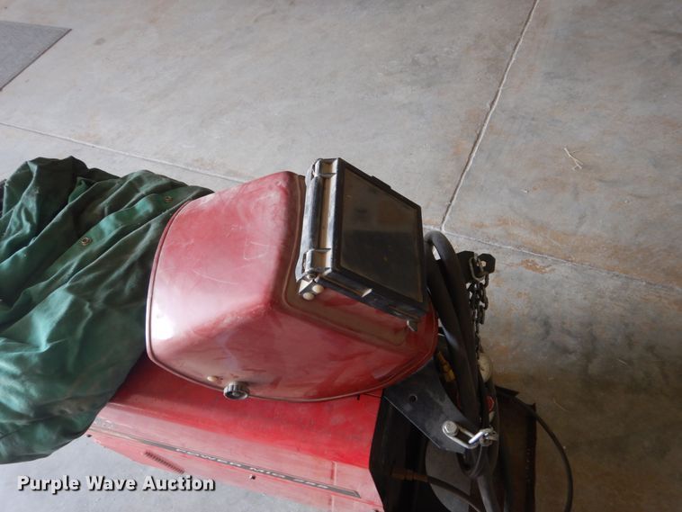 image for item HS9291 Lincoln Power MIG 255 wire welder