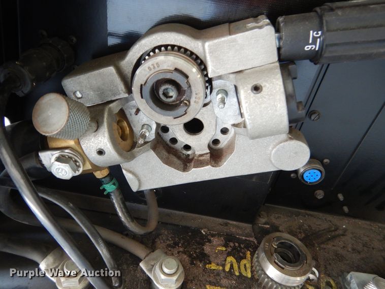 image for item HS9291 Lincoln Power MIG 255 wire welder