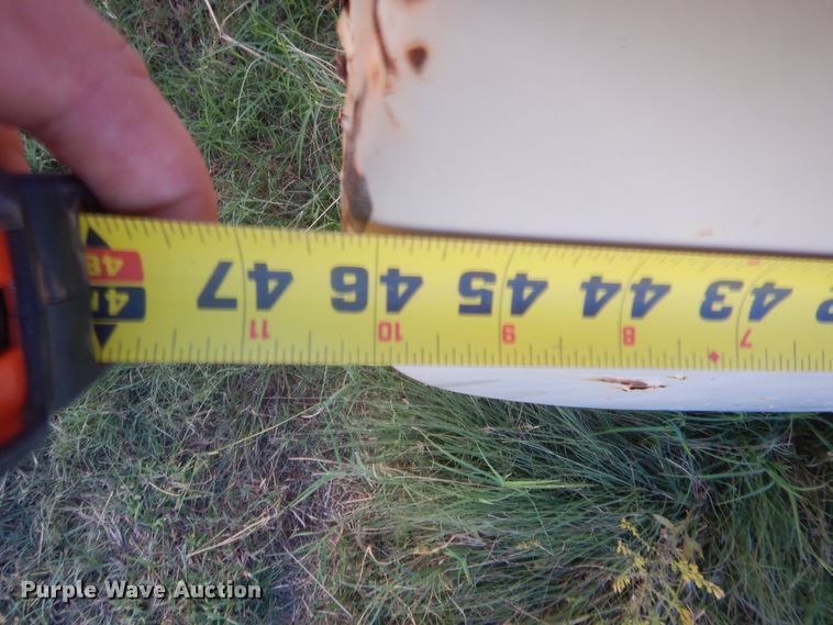 image for item HW9035 (2) fuel tanks