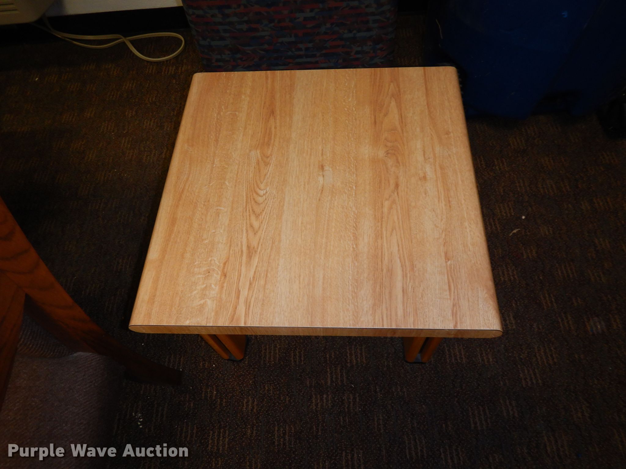 Furniture in Lawrence, KS Item HA9879 sold Purple Wave