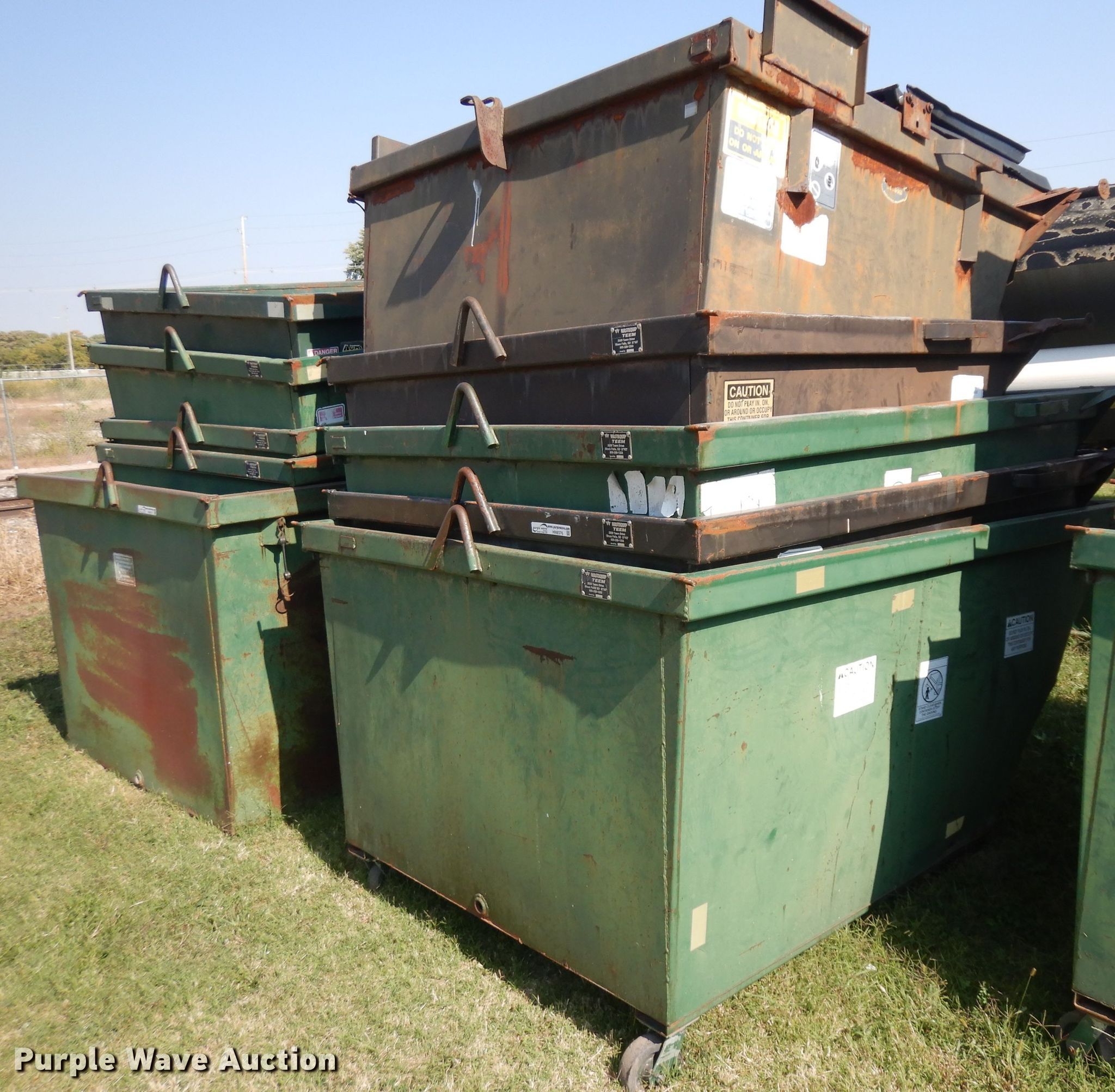 (5) Wastequip dumpsters in El Dorado, KS Item HN9376 sold Purple Wave
