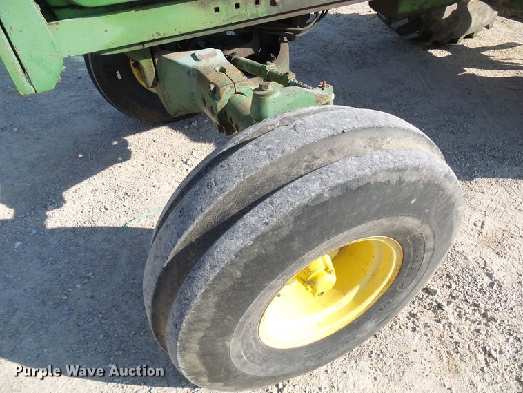 image for item DC2962 John Deere 4620  tractor