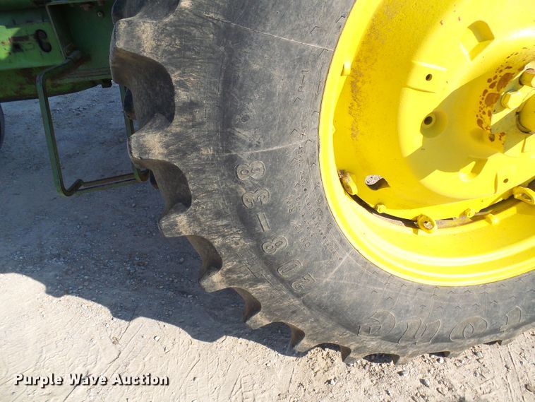 image for item DC2962 John Deere 4620  tractor