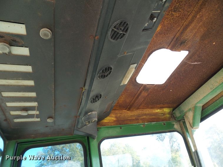 image for item DC2962 John Deere 4620  tractor