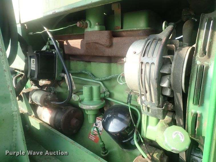 image for item DE0850 John Deere 2030  tractor