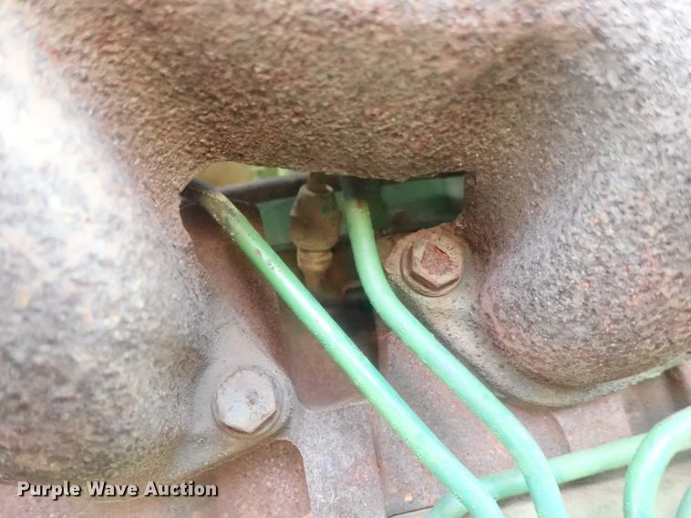 image for item DE0850 John Deere 2030  tractor