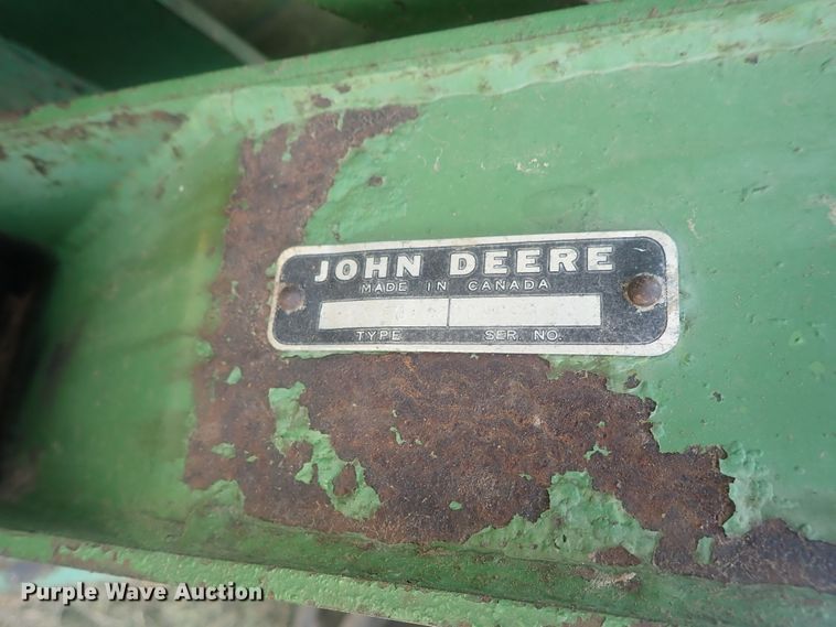 image for item DE0850 John Deere 2030  tractor