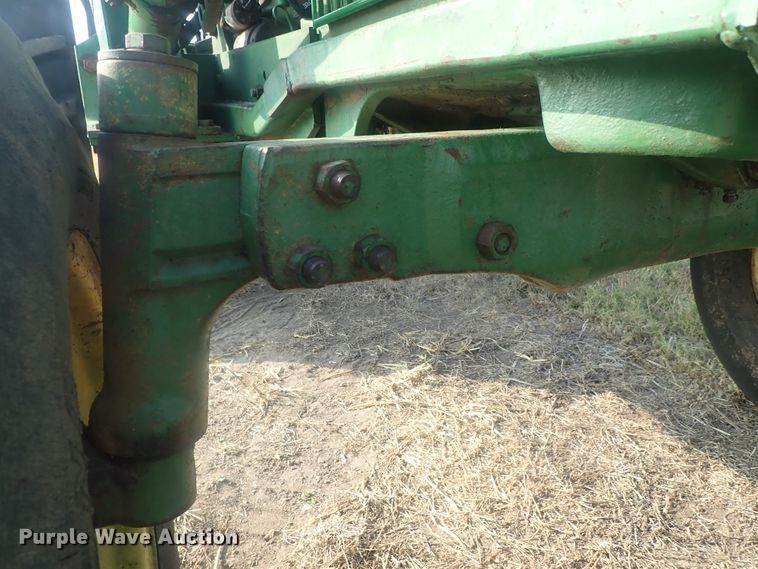 image for item DE0850 John Deere 2030  tractor