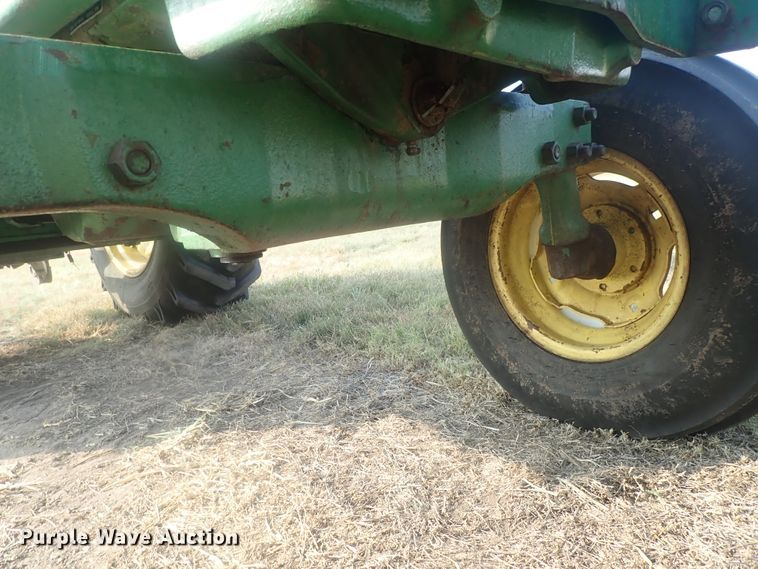 image for item DE0850 John Deere 2030  tractor