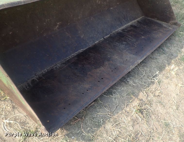 image for item DE0850 John Deere 2030  tractor