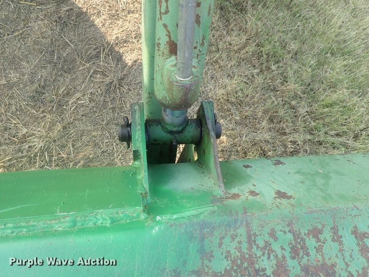 image for item DE0850 John Deere 2030  tractor