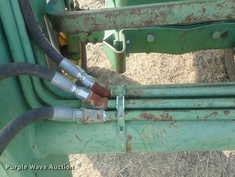 image for item DE0850 John Deere 2030  tractor