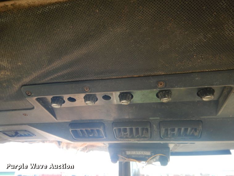 image for item DG4609 1976 John Deere 4430  tractor