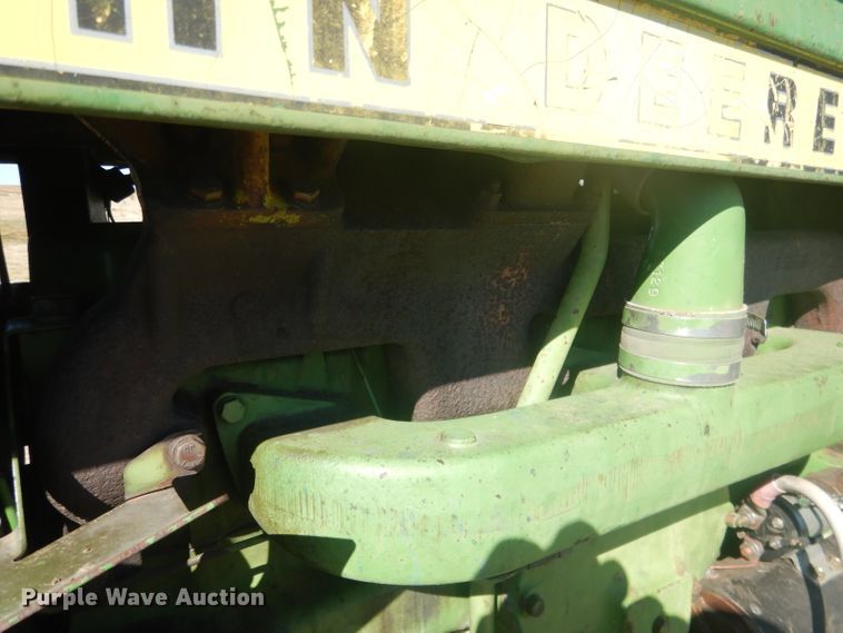 image for item DG4609 1976 John Deere 4430  tractor