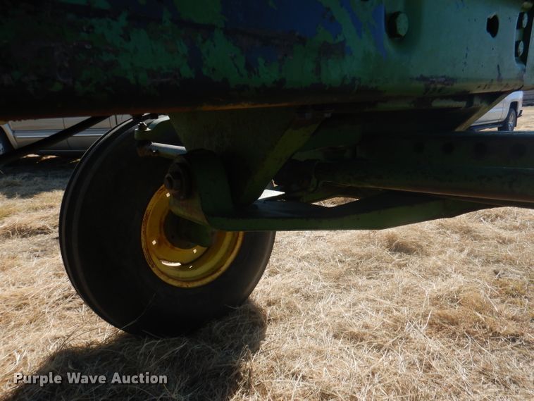 image for item DG4609 1976 John Deere 4430  tractor