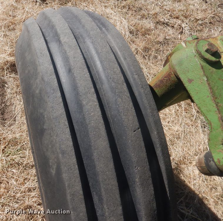 image for item DG4609 1976 John Deere 4430  tractor