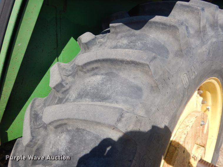 image for item DG4609 1976 John Deere 4430  tractor