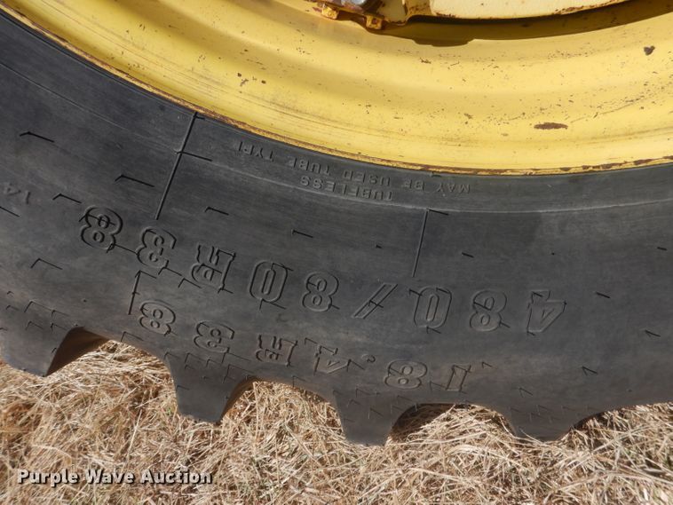 image for item DG4609 1976 John Deere 4430  tractor