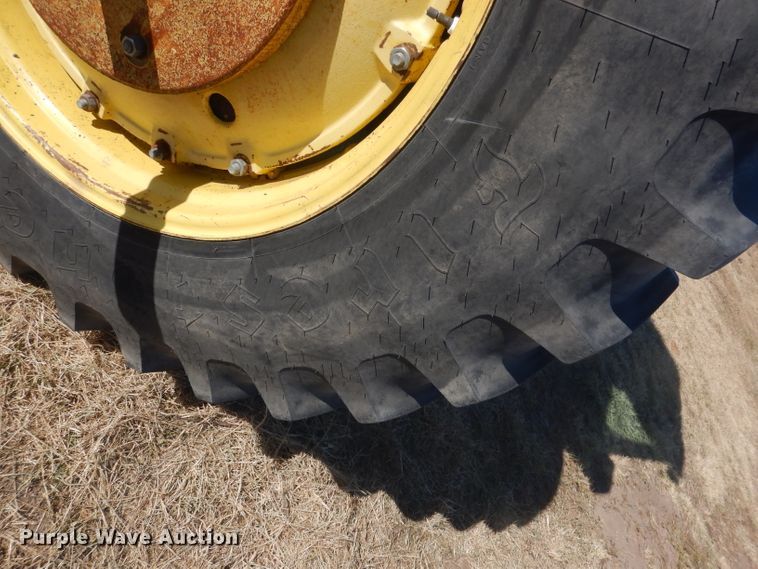 image for item DG4609 1976 John Deere 4430  tractor