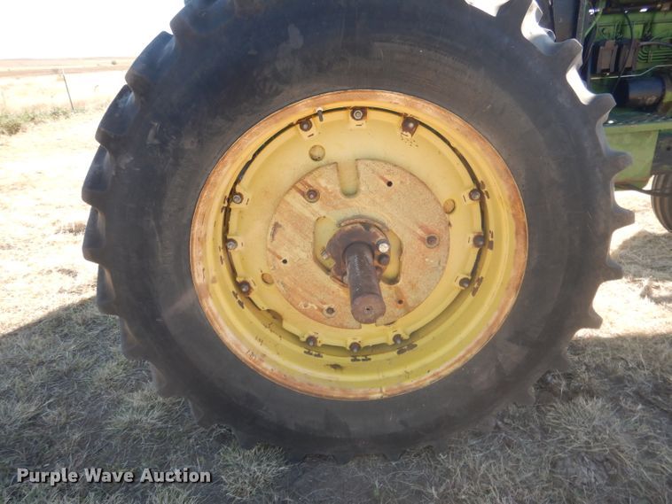 image for item DG4609 1976 John Deere 4430  tractor