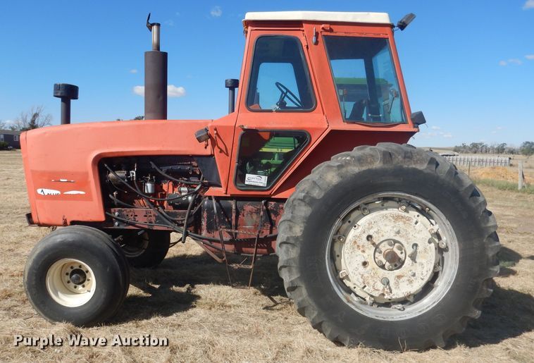 image for item DG4610 1977 Allis Chalmers 7060  tractor