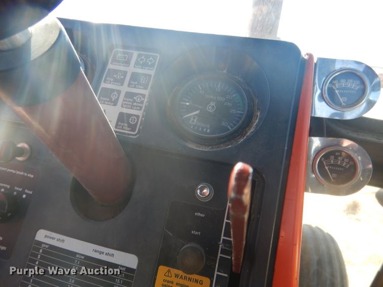 image for item DG4610 1977 Allis Chalmers 7060  tractor