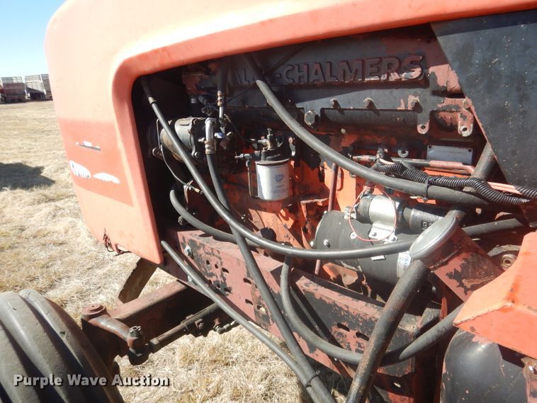 image for item DG4610 1977 Allis Chalmers 7060  tractor