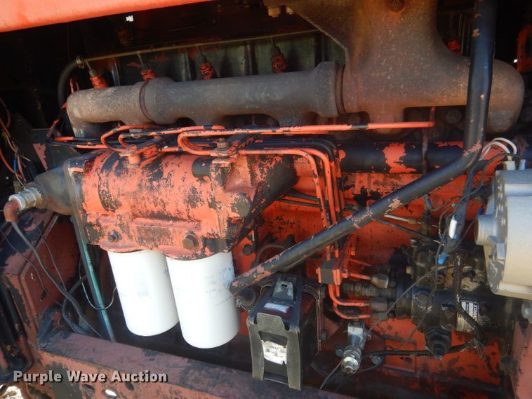 image for item DG4610 1977 Allis Chalmers 7060  tractor