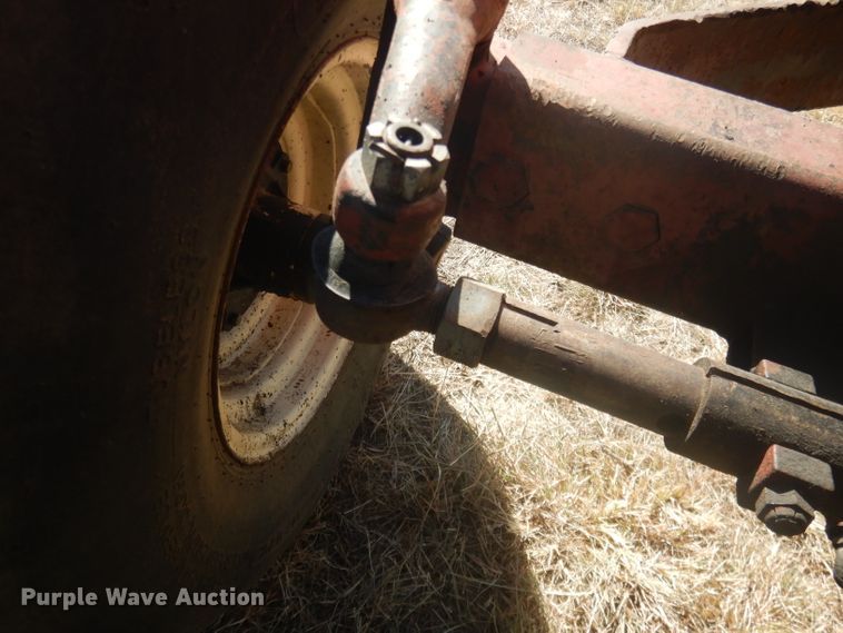 image for item DG4610 1977 Allis Chalmers 7060  tractor