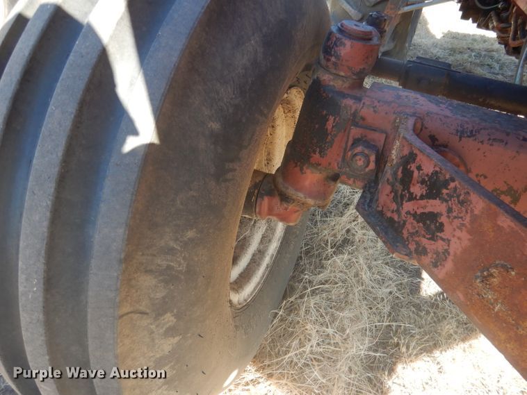 image for item DG4610 1977 Allis Chalmers 7060  tractor