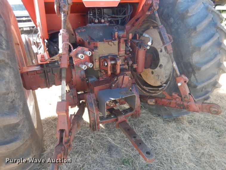 image for item DG4610 1977 Allis Chalmers 7060  tractor