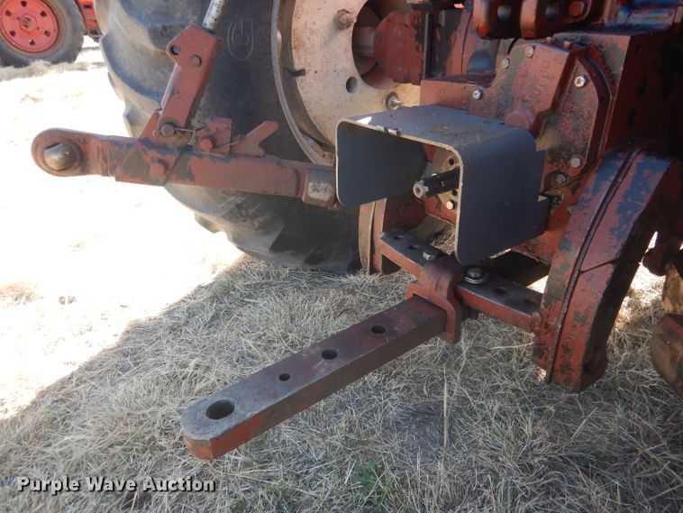 image for item DG4610 1977 Allis Chalmers 7060  tractor