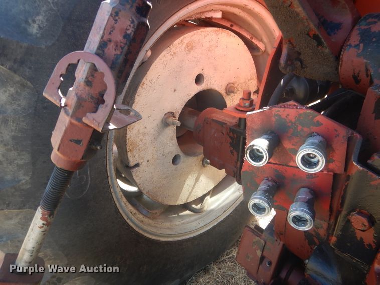 image for item DG4610 1977 Allis Chalmers 7060  tractor