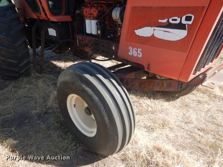 image for item DG4610 1977 Allis Chalmers 7060  tractor