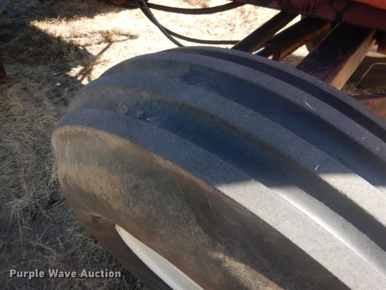 image for item DG4610 1977 Allis Chalmers 7060  tractor