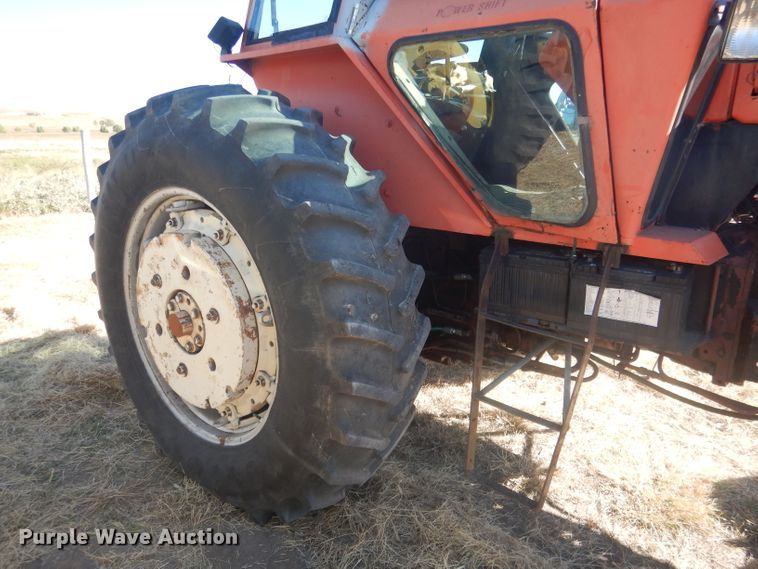 image for item DG4610 1977 Allis Chalmers 7060  tractor