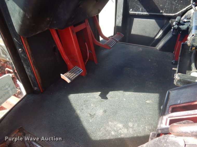 image for item DG4611 1978 International Hydro 186  tractor