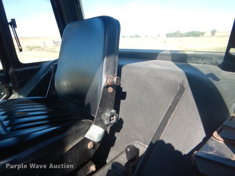 image for item DG4611 1978 International Hydro 186  tractor