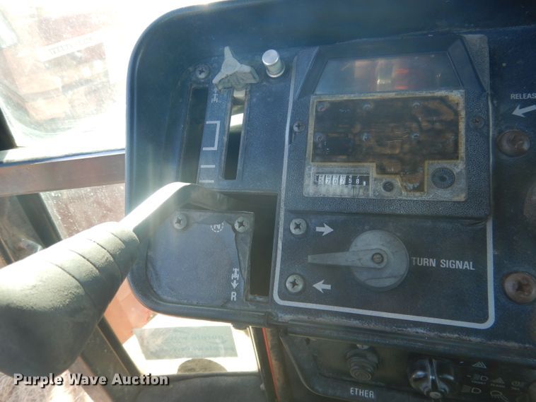 image for item DG4611 1978 International Hydro 186  tractor