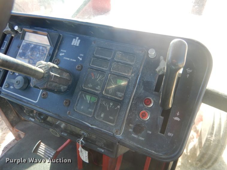 image for item DG4611 1978 International Hydro 186  tractor