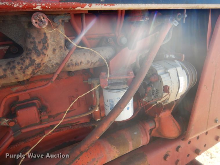 image for item DG4611 1978 International Hydro 186  tractor