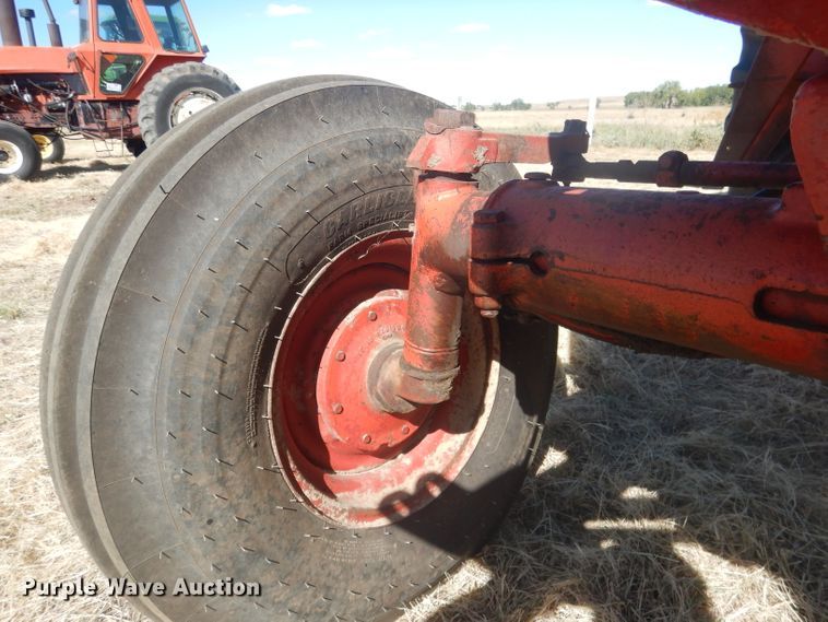 image for item DG4611 1978 International Hydro 186  tractor